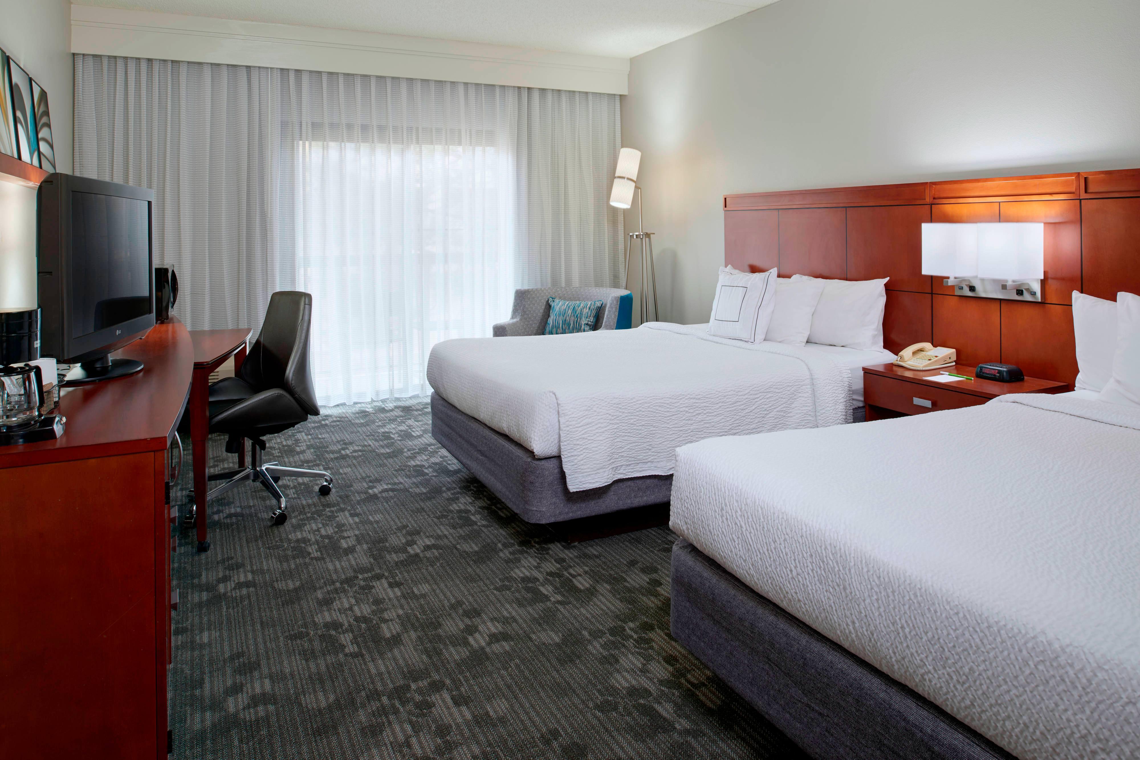 Sonesta Select Kansas Airport Tiffany Springs Hotel Kansas City