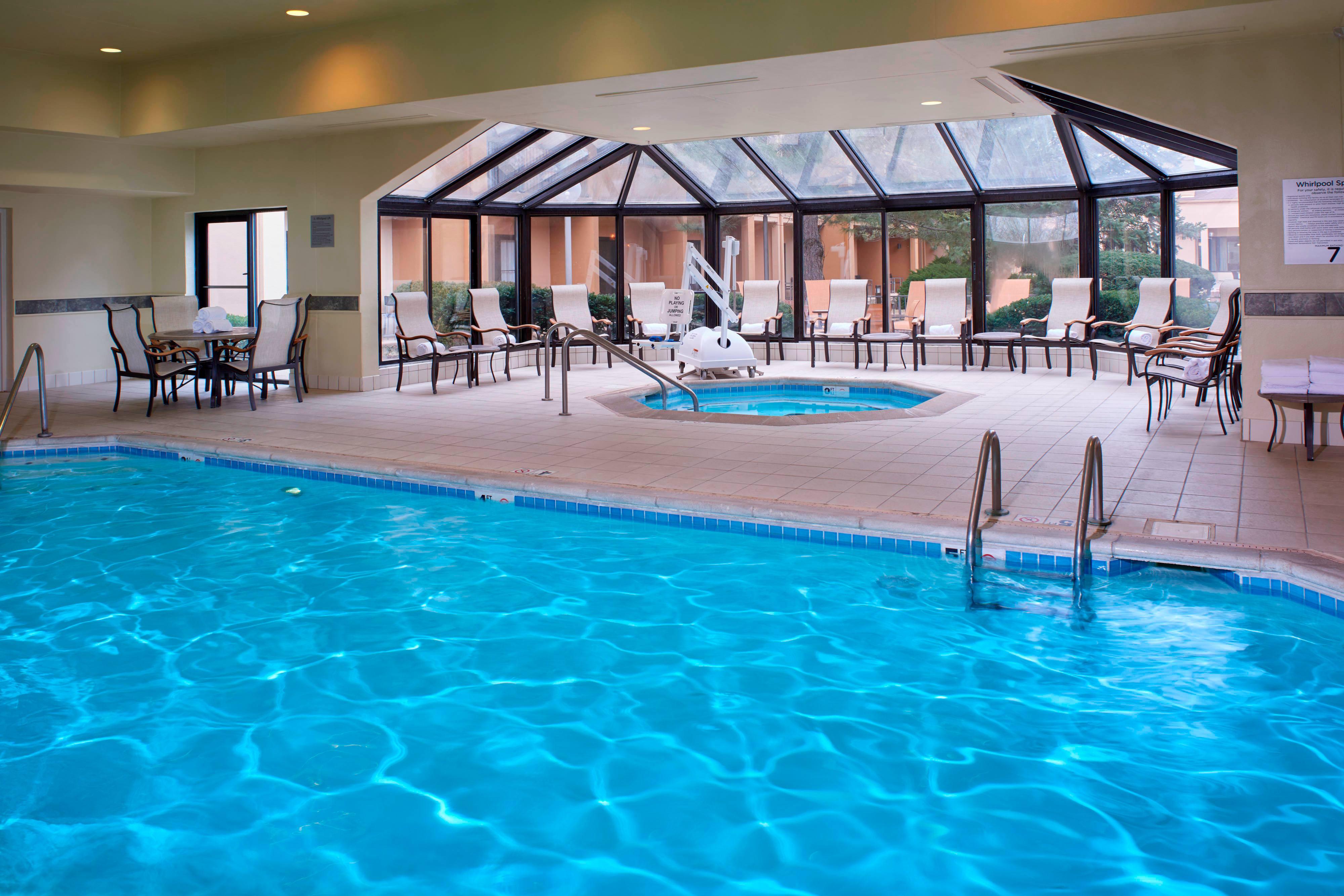 Sonesta Select Kansas Airport Tiffany Springs 3* Kansas City