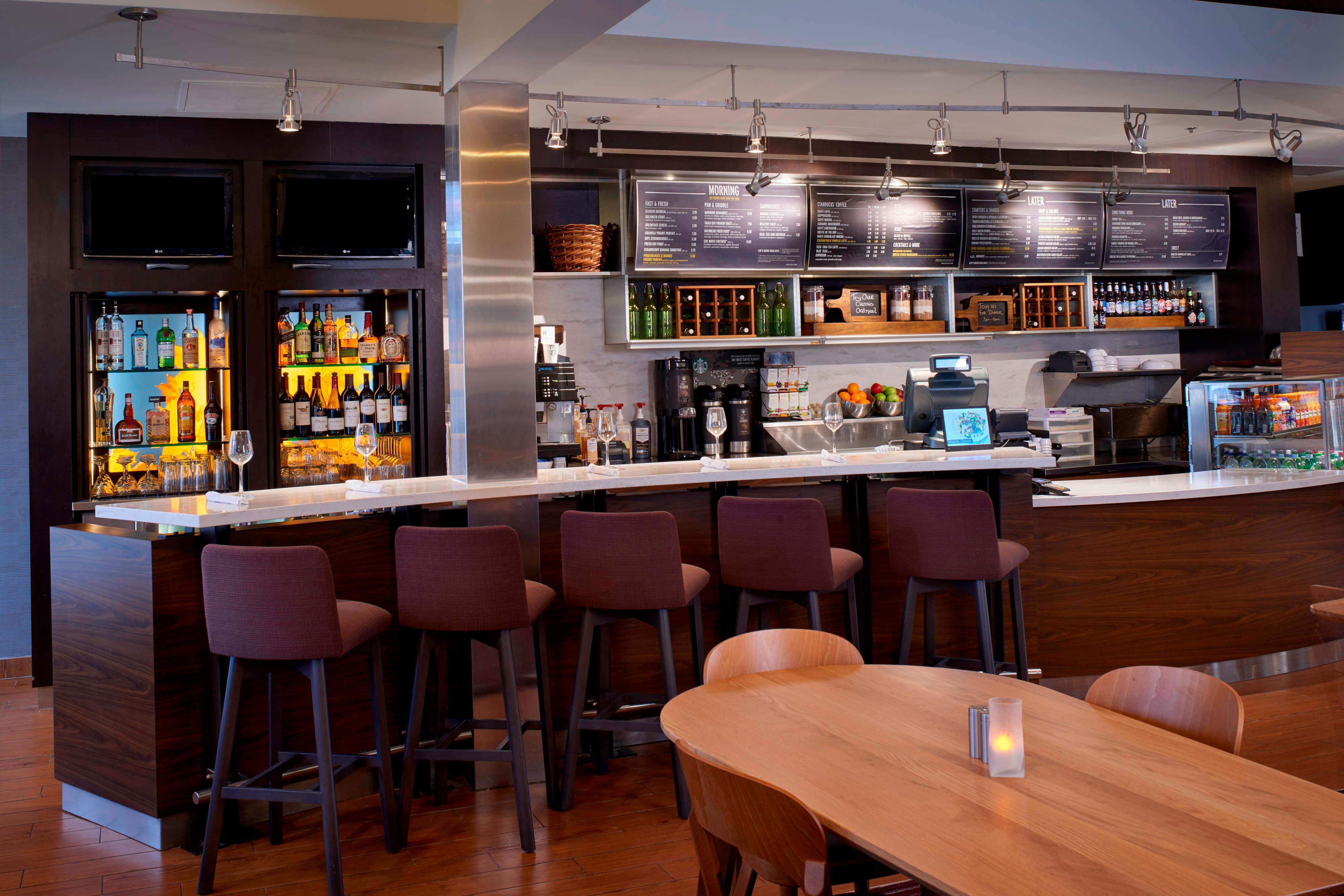 Hotel Sonesta Select Kansas Airport Tiffany Springs 3*